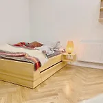Cozy Designer Apartment In Friedrichshain