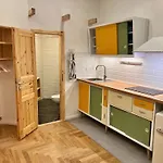 Cozy Designer Apartment In Friedrichshain